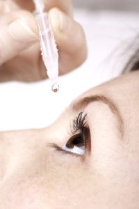  Recovery with a blepharoplasty hydration 